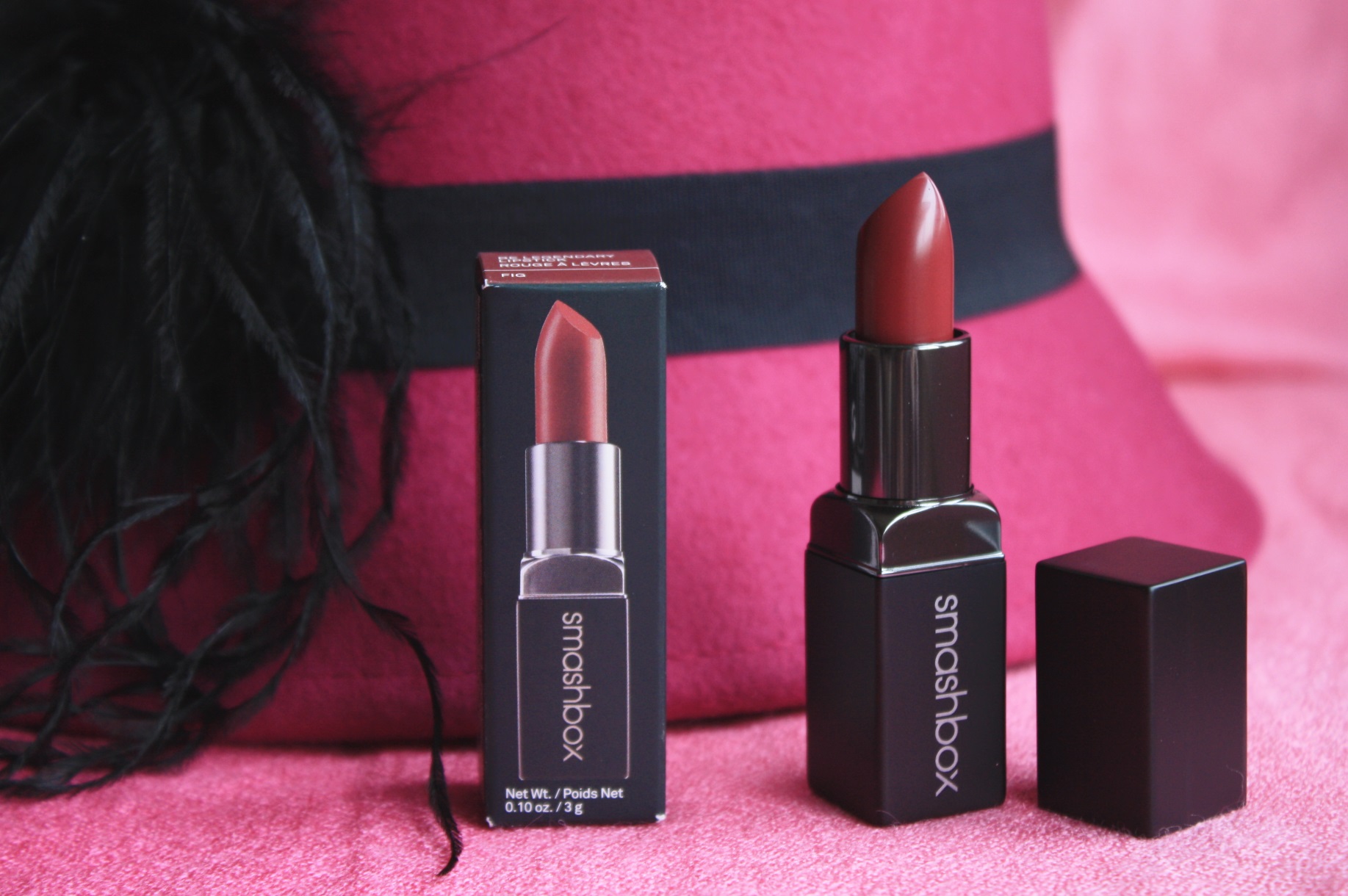 rouge à lèvre:  longue tenue 
